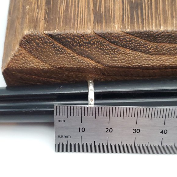 Size 5 925 Sterling Silver Dot Pattern Cute Petite Ring - Picture 5 of 6